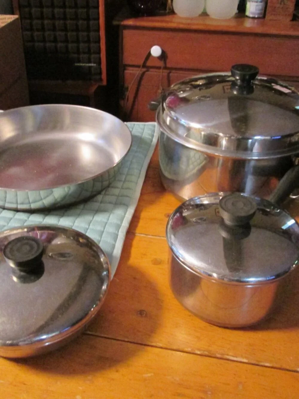 7 pc vtg 1801 Revereware frypan saucepan and lg dutch oven dome lid copper clad